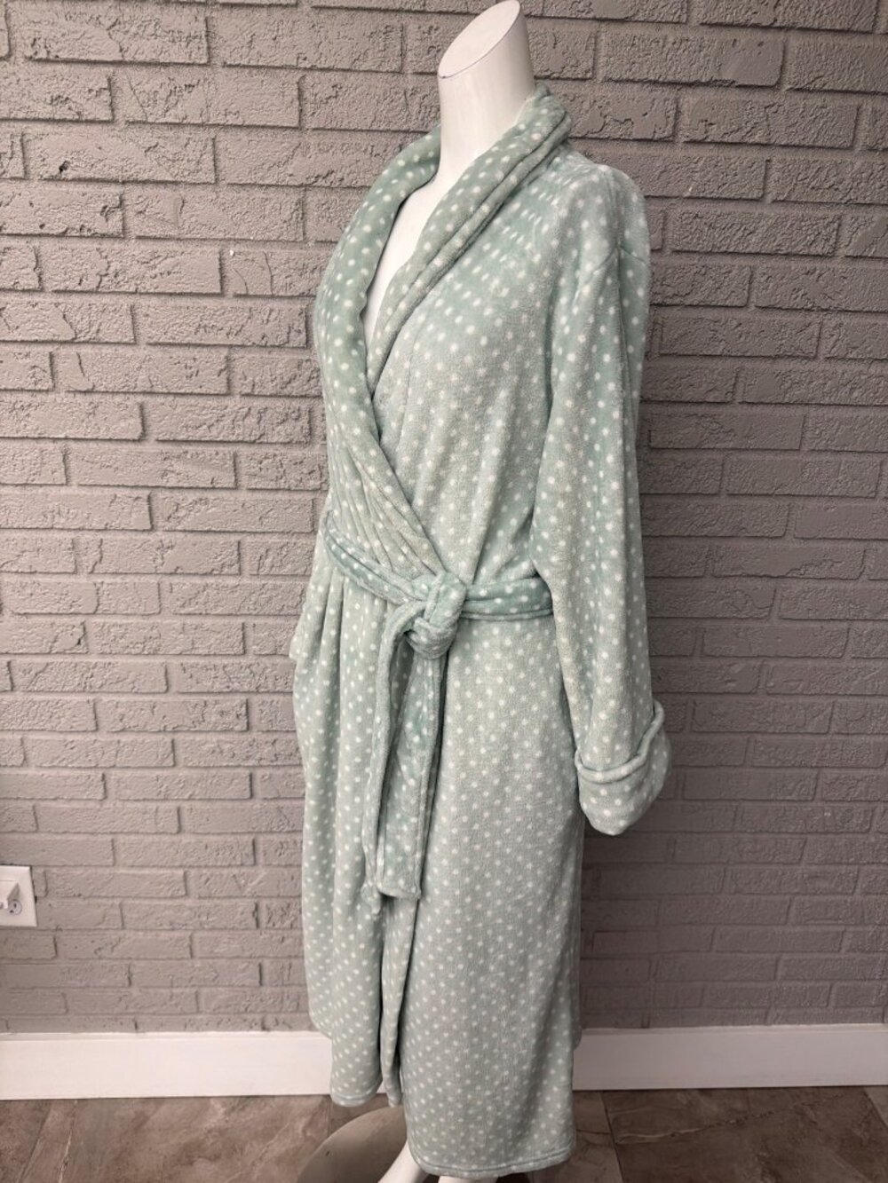 Oscar dela Renta Women’s Polka Dot Robe Size L /XL - Picture 5 of 10